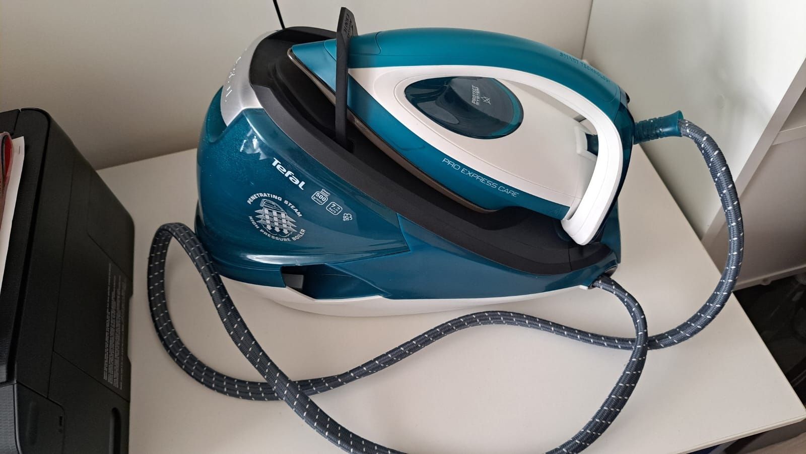 Generator pary TEFAL PRO EXPRESS CARE GV9070