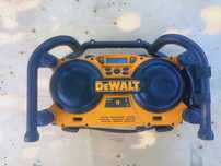 Radio budowlane DeWalt DC 011