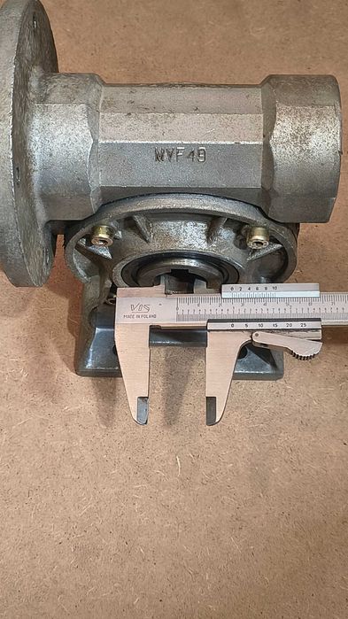 Reduktor / przekładnia BONFIGLIOLI VF 49A