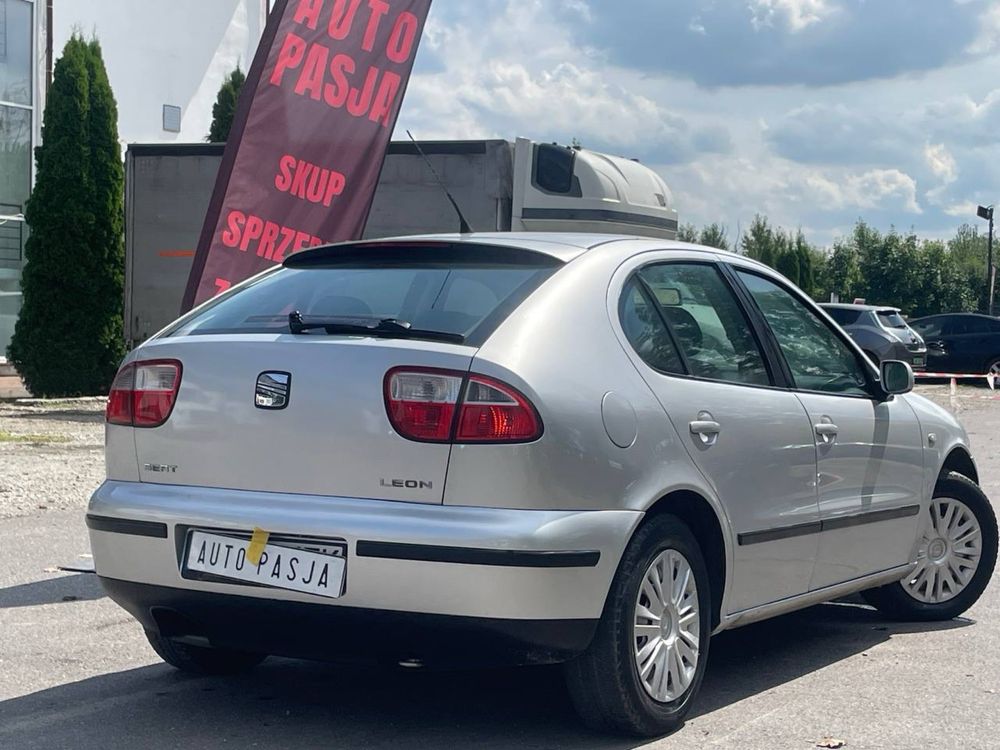 Seat Leon 1.6LPG**Zadbana**Duzo nowych cześci**Klima**Zamiana**