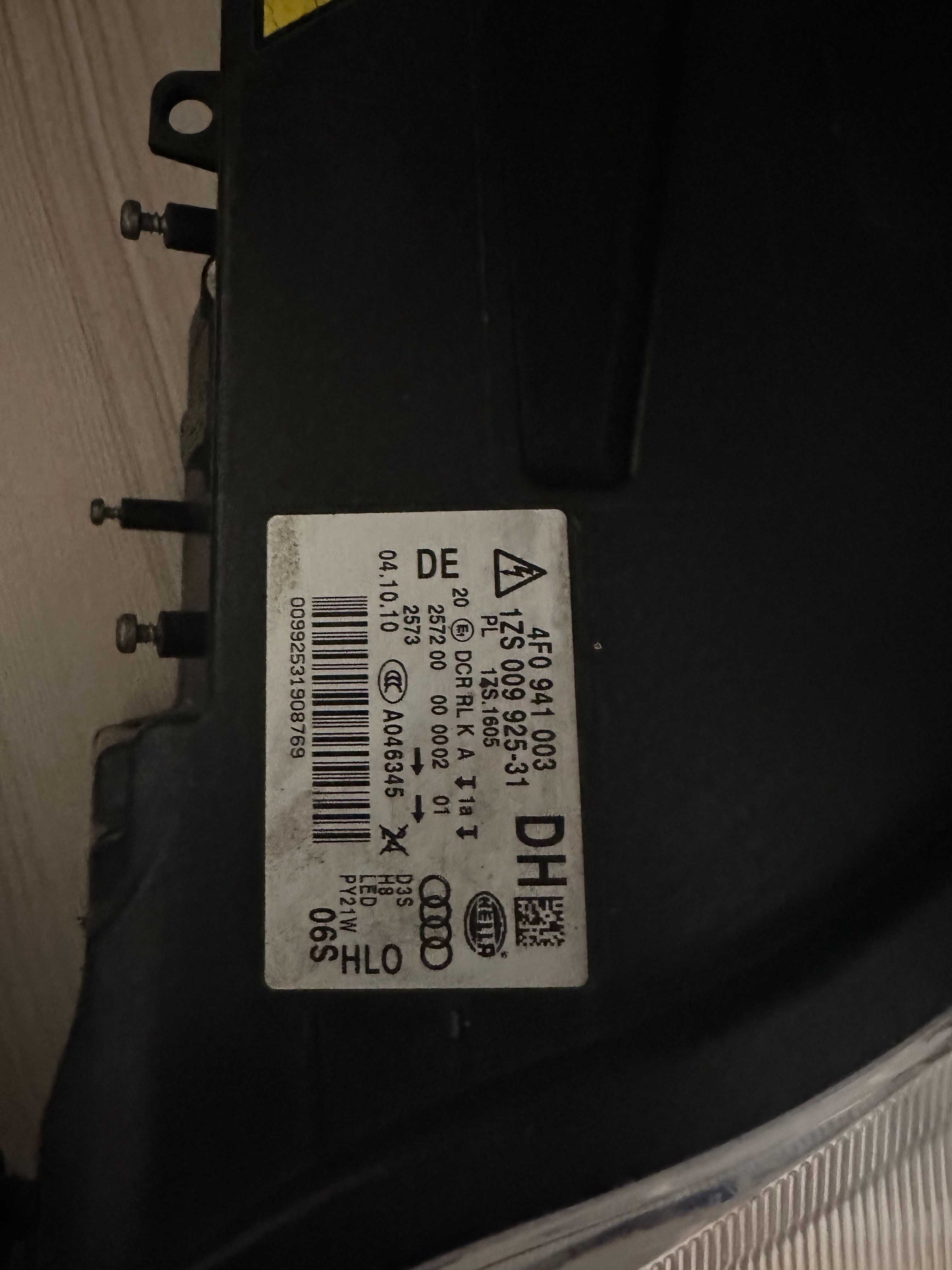 KOMPLET AUDI A6 C6 Bi-Xenon Skrętna