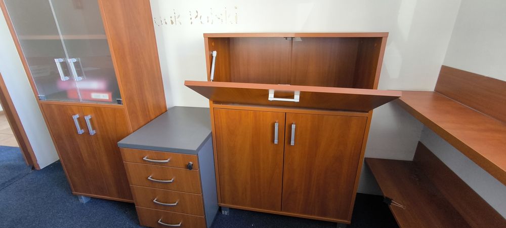 Meble. Komplet za 180 zł !!! Zestaw mebli witryna, komoda, szafka.