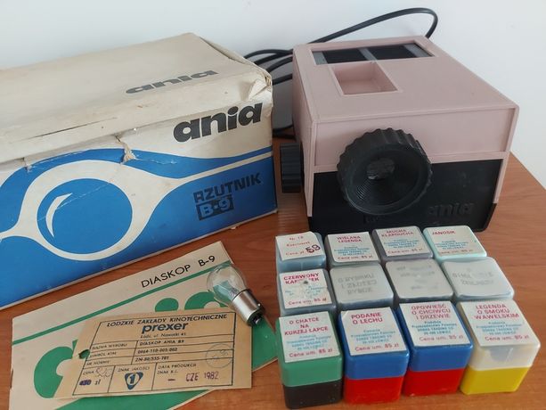 Rzutnik projektor Ania z zestawem bajek