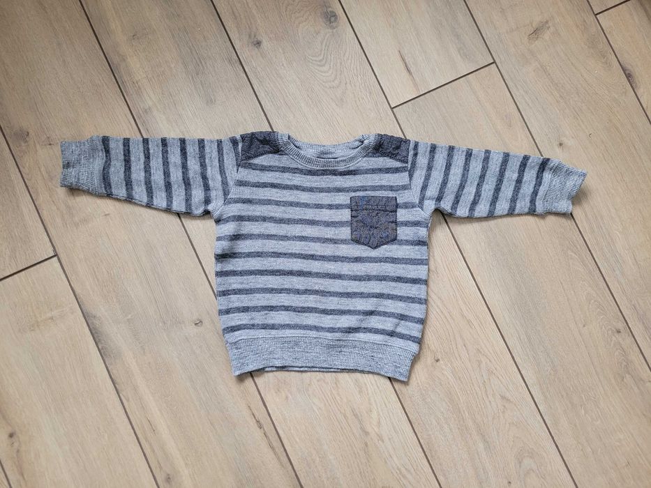 Sweter chłopięcy Next 80 9-12 szary ciepły paski niemowlęcy