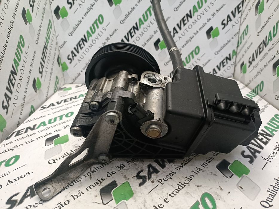 Bomba de direção MERCEDES-BENZ Classe C (W204)