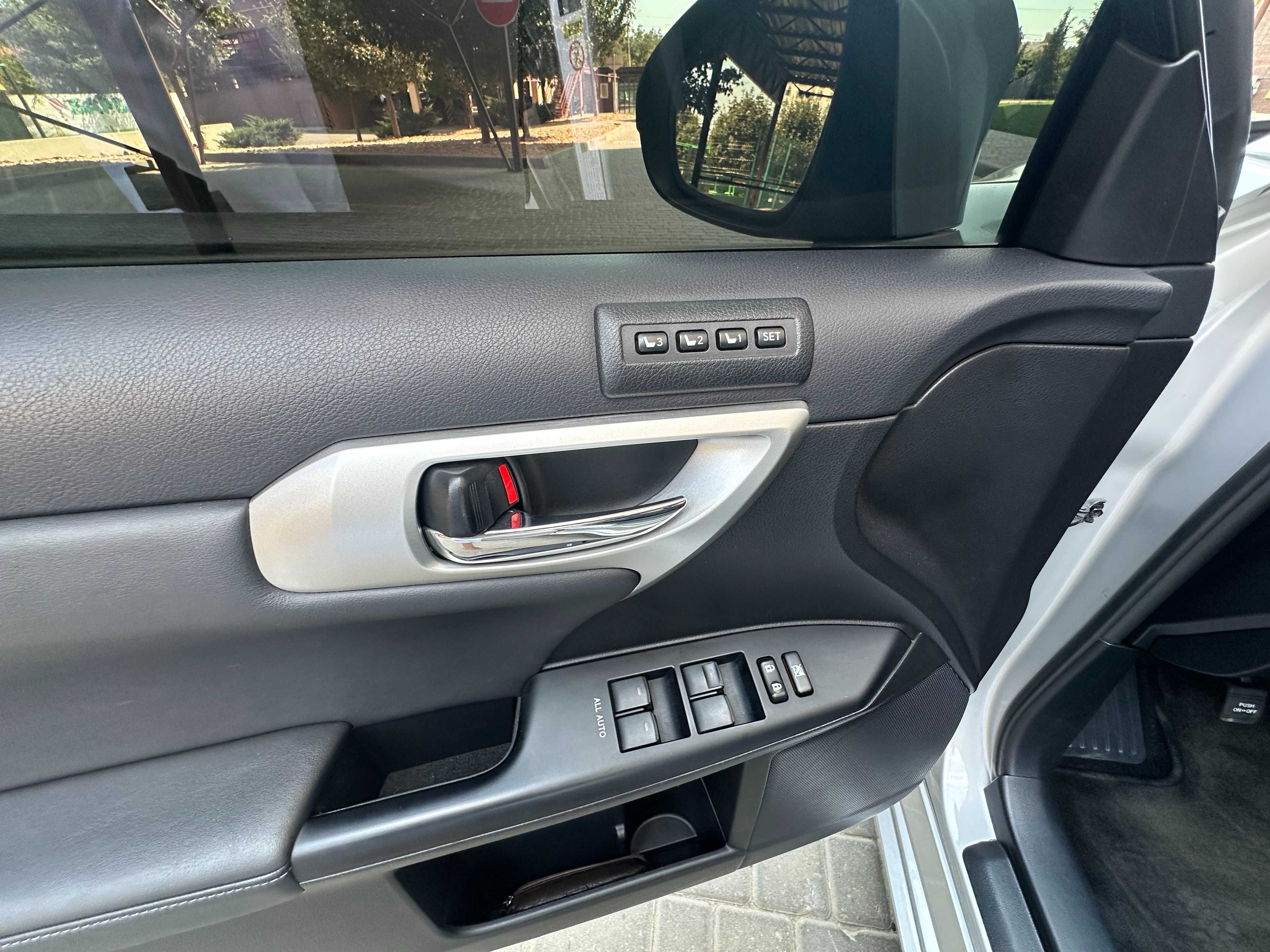 Lexus CT 88 тис. км