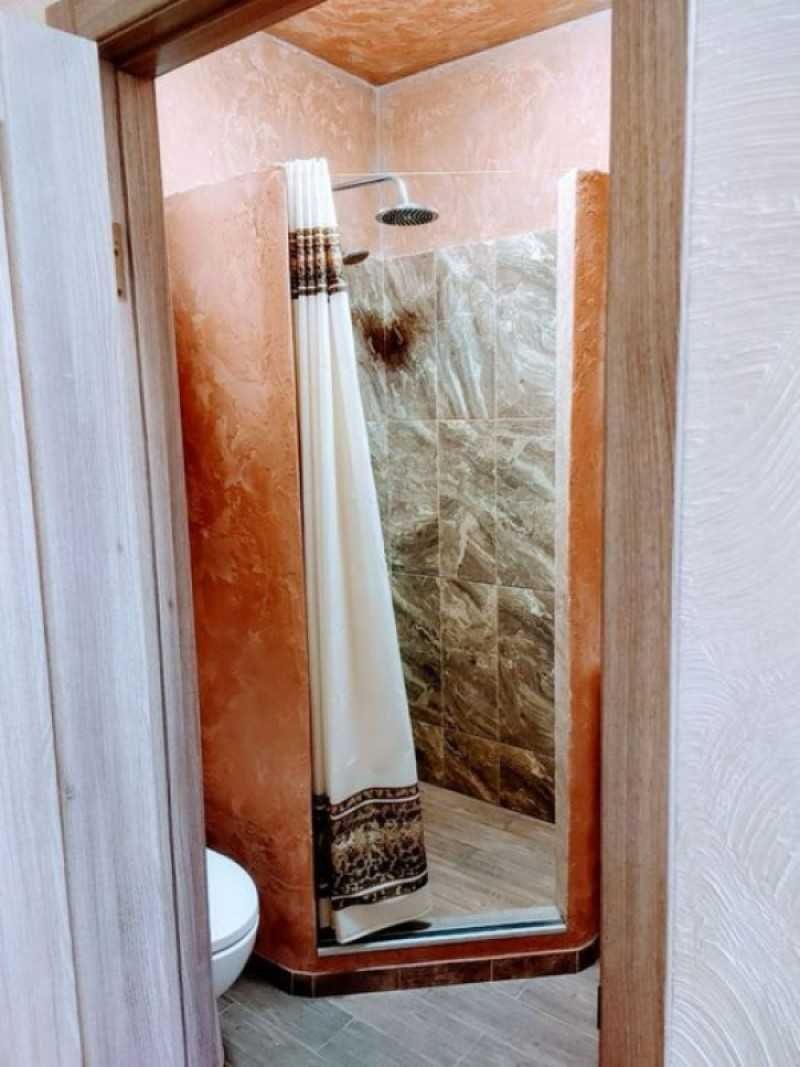 Будинок біля озера в тихому місці, 552425