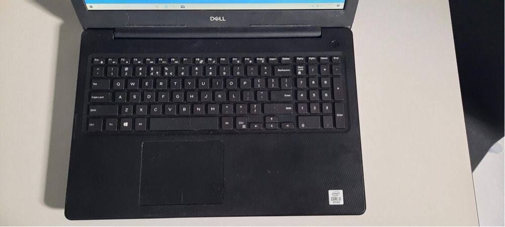 Laptop Dell Inspiron 3593