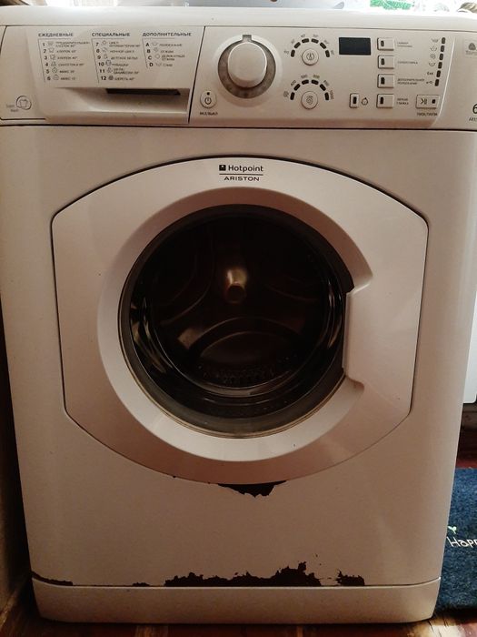 Пральна машинка Hotpoint. Ariston