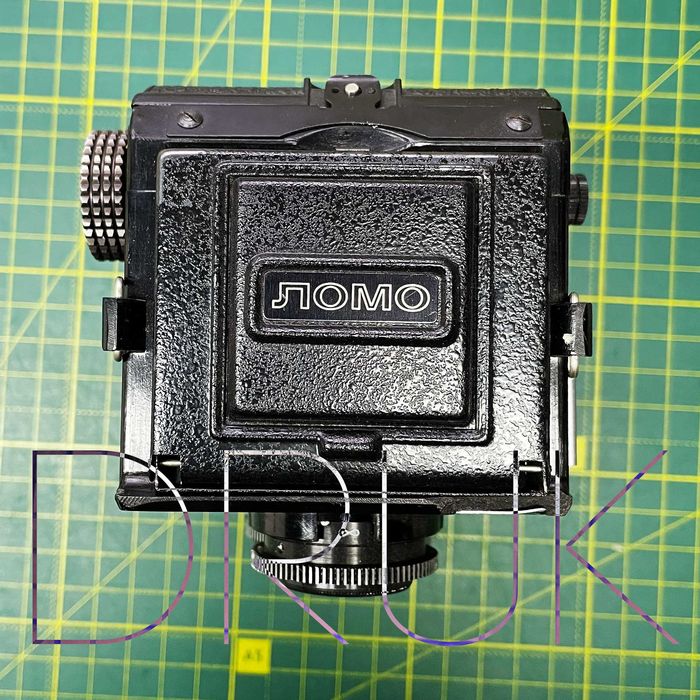 ЛОМО Любитель 166 Справний LOMO LUBITEL 166 трохи на корпусі цяточка є