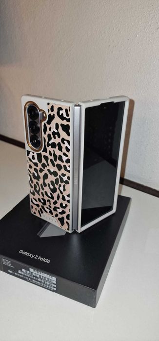 Samsung Z Fold 6