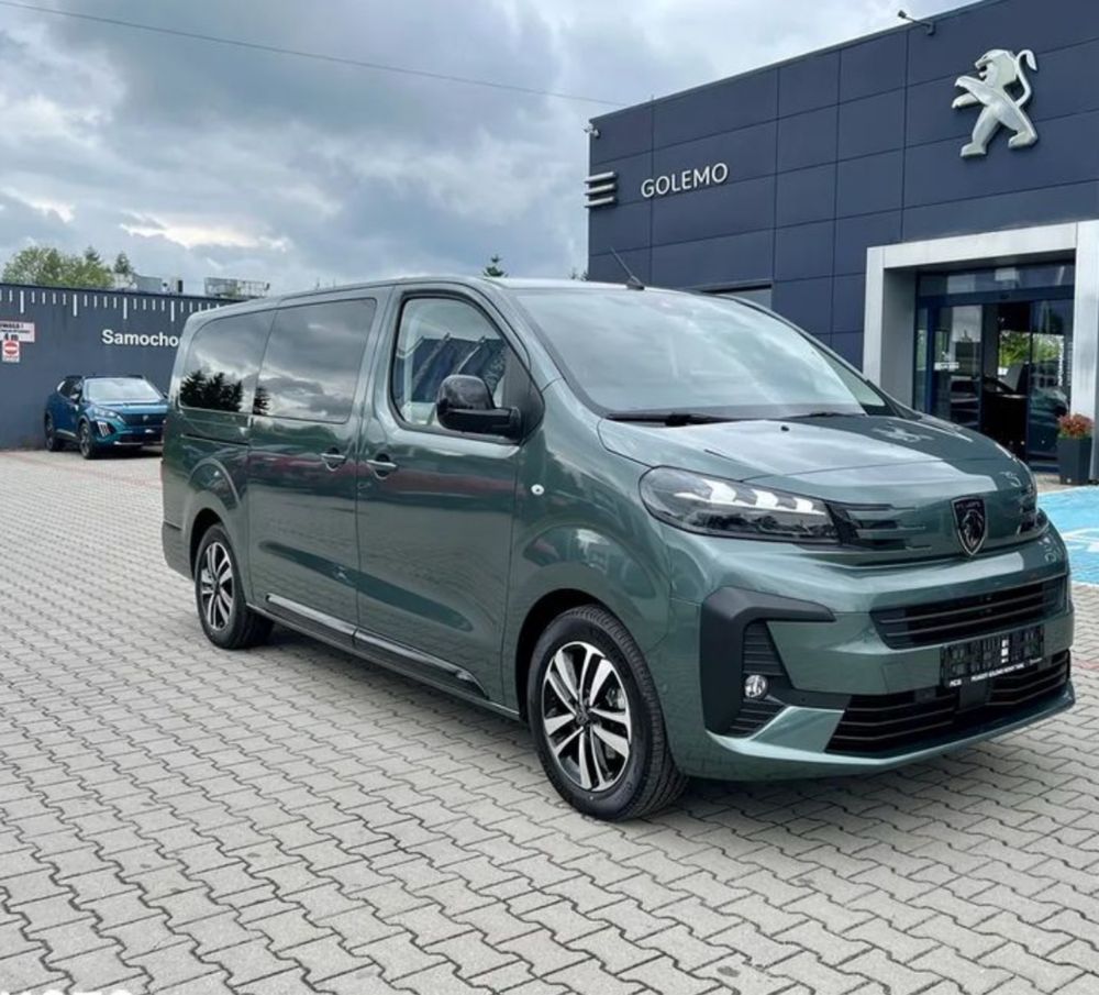 Wynajem Busa Nowy model 2025 Peugeot Traveller AUTOMAT