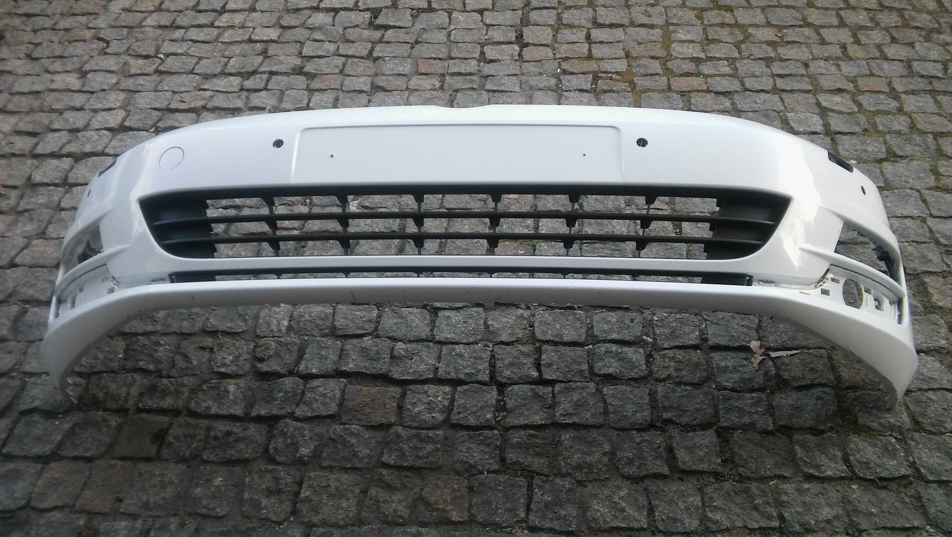 VW Golf 7,VII,5G0,od 13r,zderzak przód+kratka,PDCx6,spryski,BIAŁY=LC9A