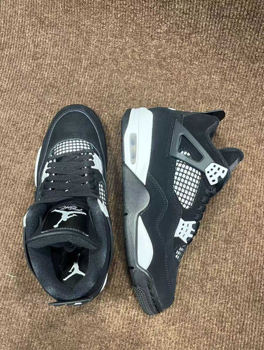 Buty-Trampk-Jordan Air Jordan 4 Retro "White Thunder" R.40
