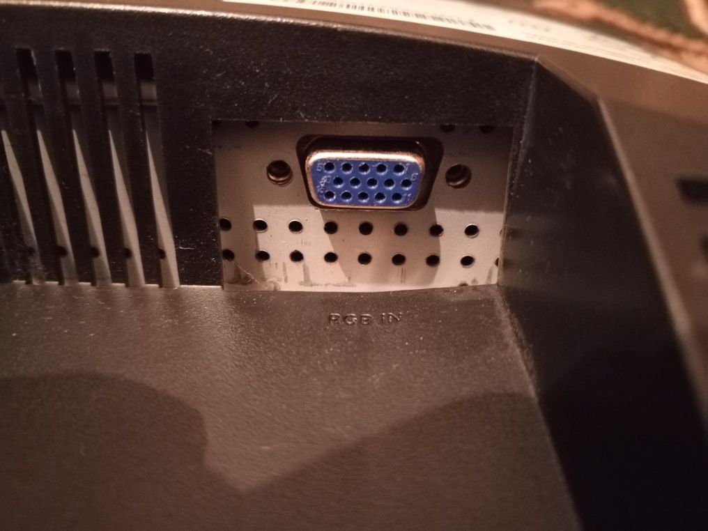 Монітор SyncMaster 710v