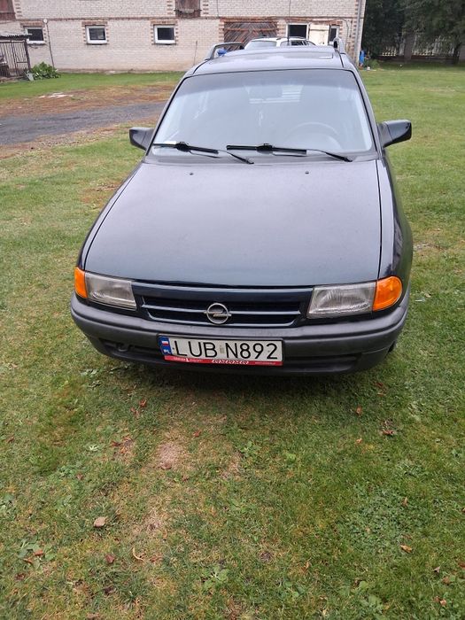 Opel Astra 1.6 benzyna