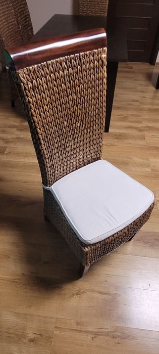 Stół rozkładany + 6 krzeseł