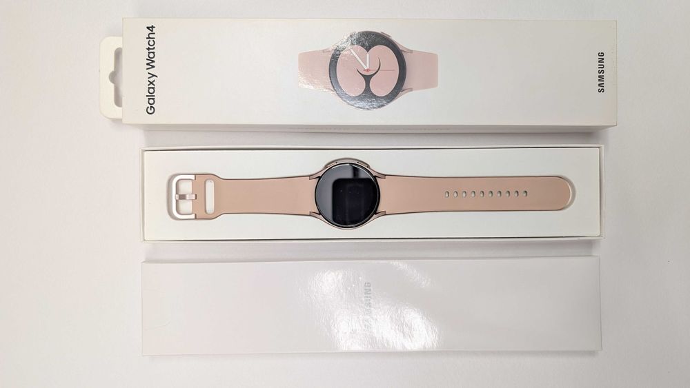 Смарт-годинник Samsung Galaxy Watch4 40mm Gold (SM-R860NZDA)