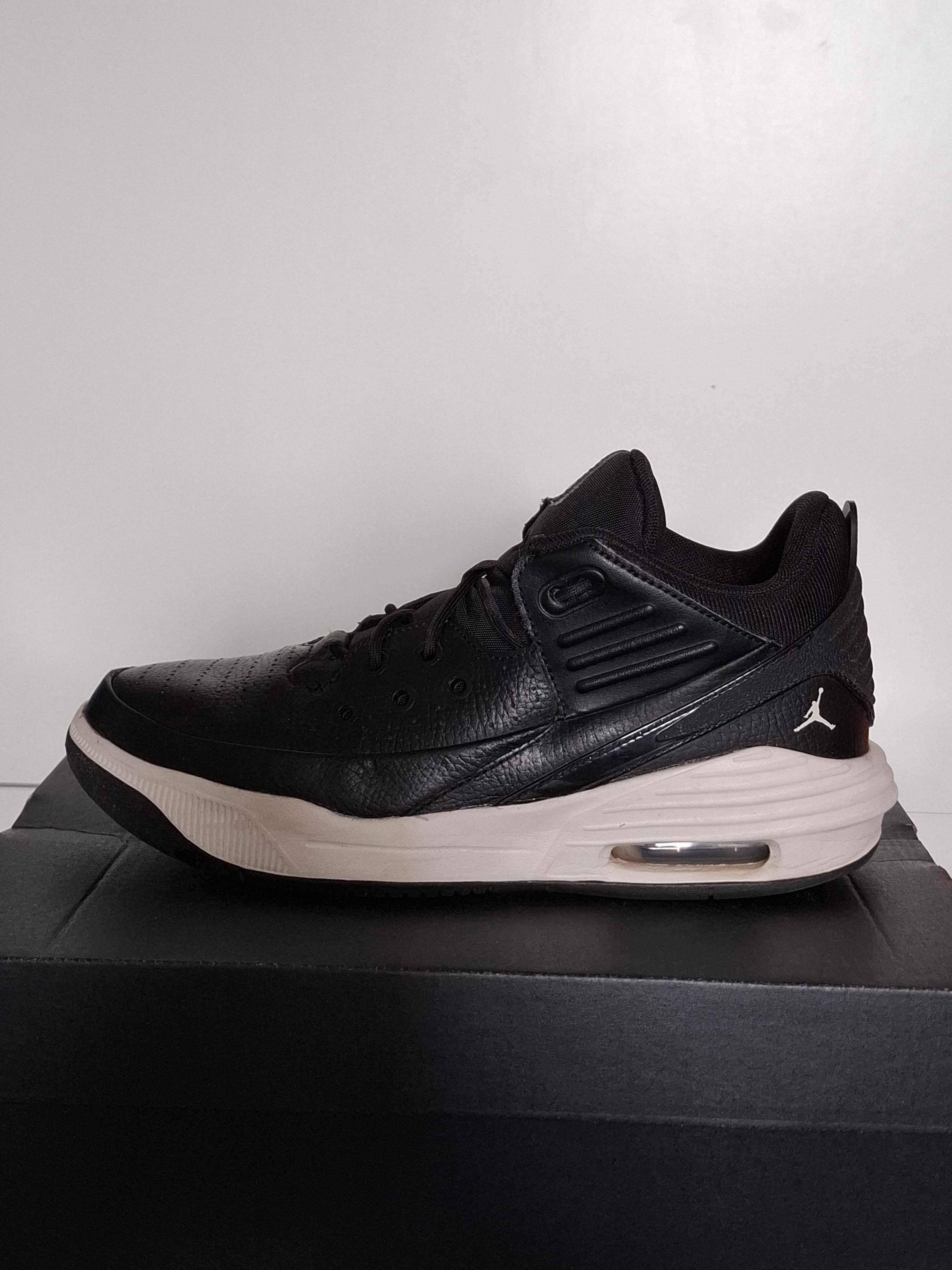 Buty dziecięce Nike Jordan Max Aura 5