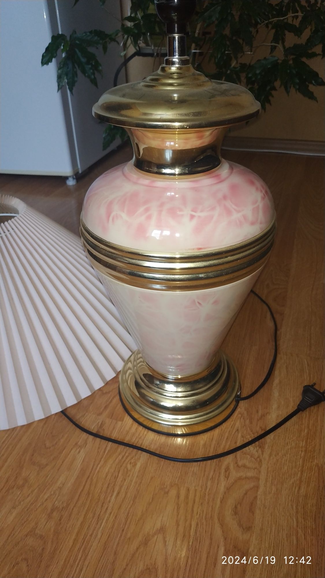 Сенсорный саетильник