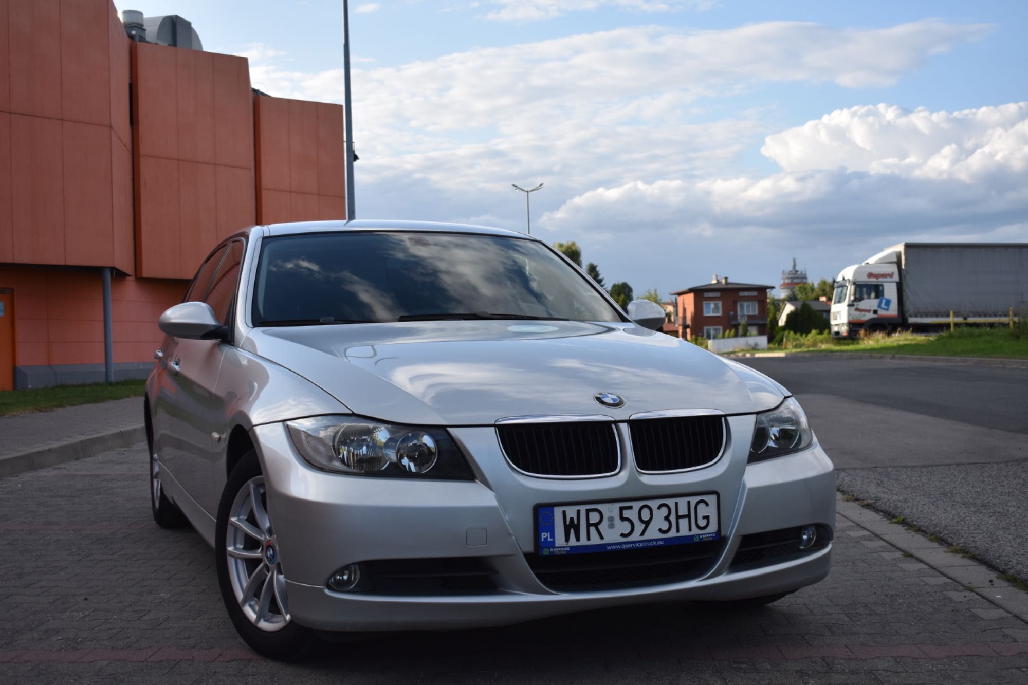 BMW Serii 3 E90 2007 • Automat • 183 tys. km •