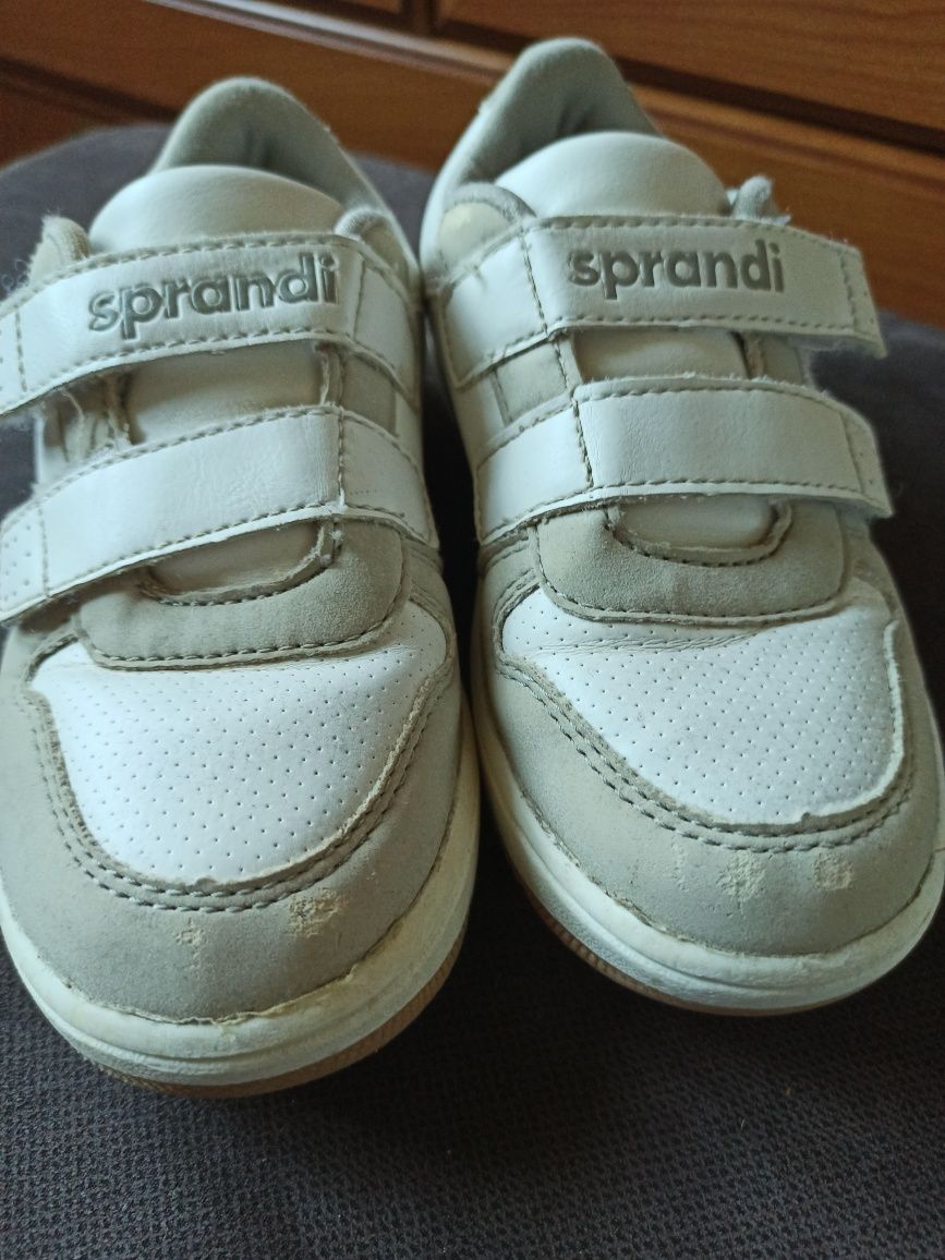 Dziecięce buty sportowe SPRANDI 28