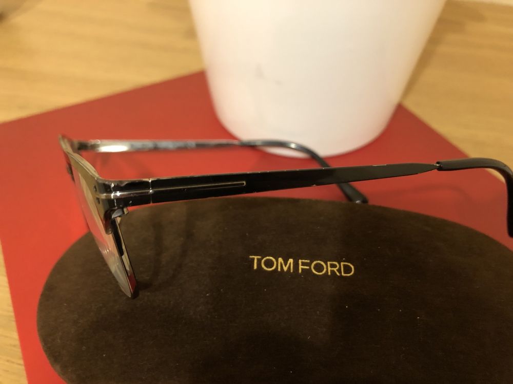 Oprawy okularowe Tom Ford FT5381 05