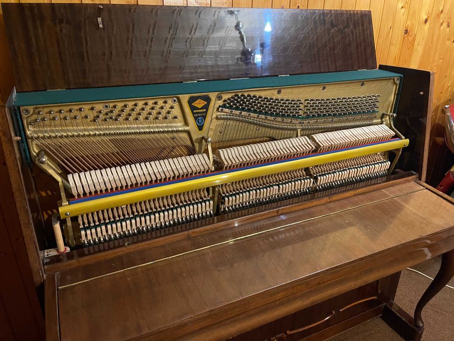 Фортепиано (Пианино) "Украина" со знаком качества