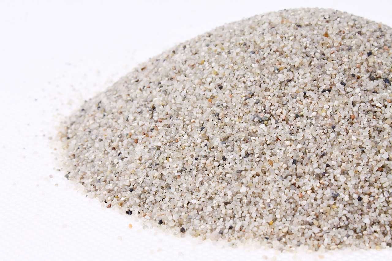 Jasny piasek, żwirek kwarcowy do akwarium 0,5-1mm 25 kg