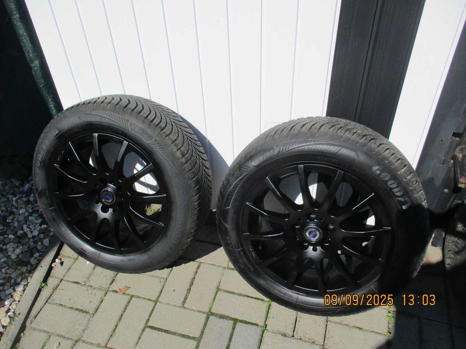 Volvo V 70  Felgi aluminiowe z oponami bardzo maly przebieg 7J x16
