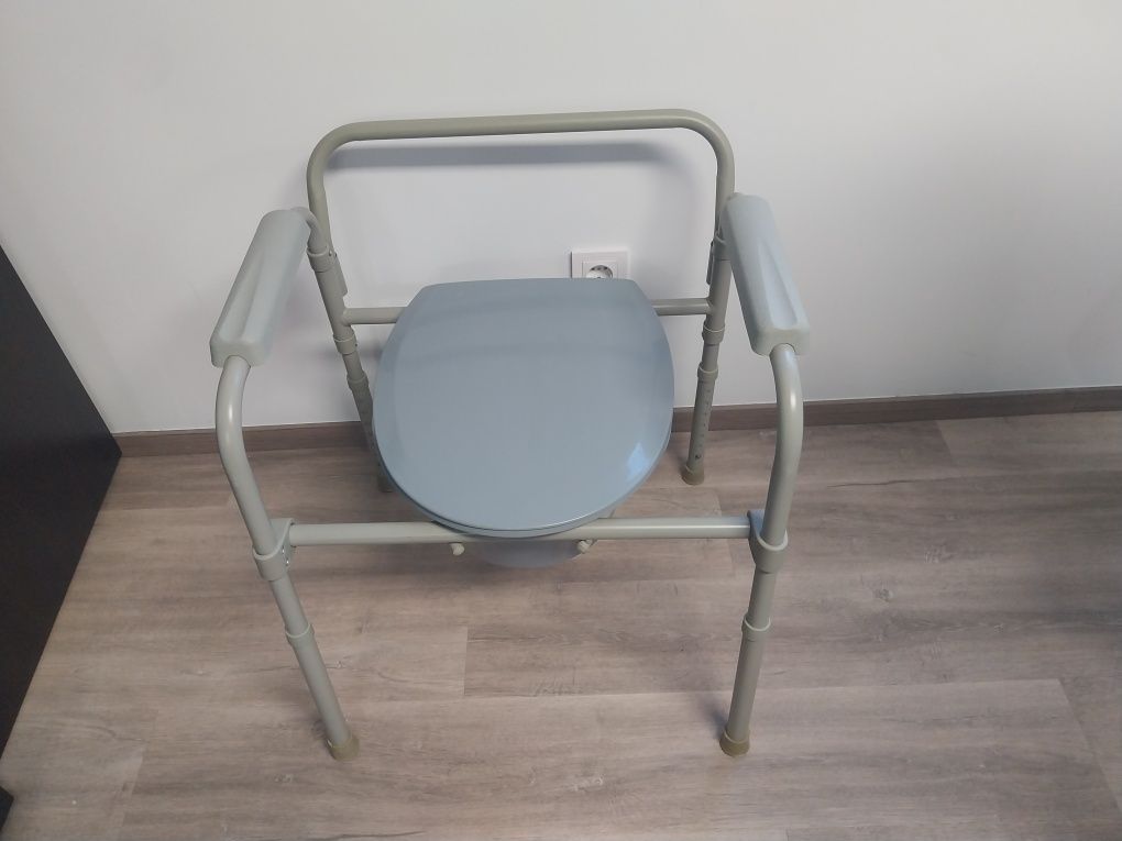 Cadeira sanitaria wc como nova