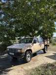 Nissan D21 4x4 ( Com Avaria )