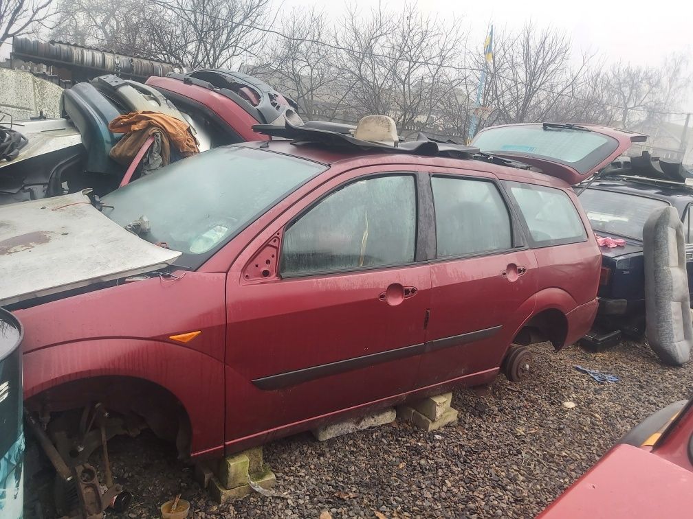 Разборка Ford Focus 2001гв