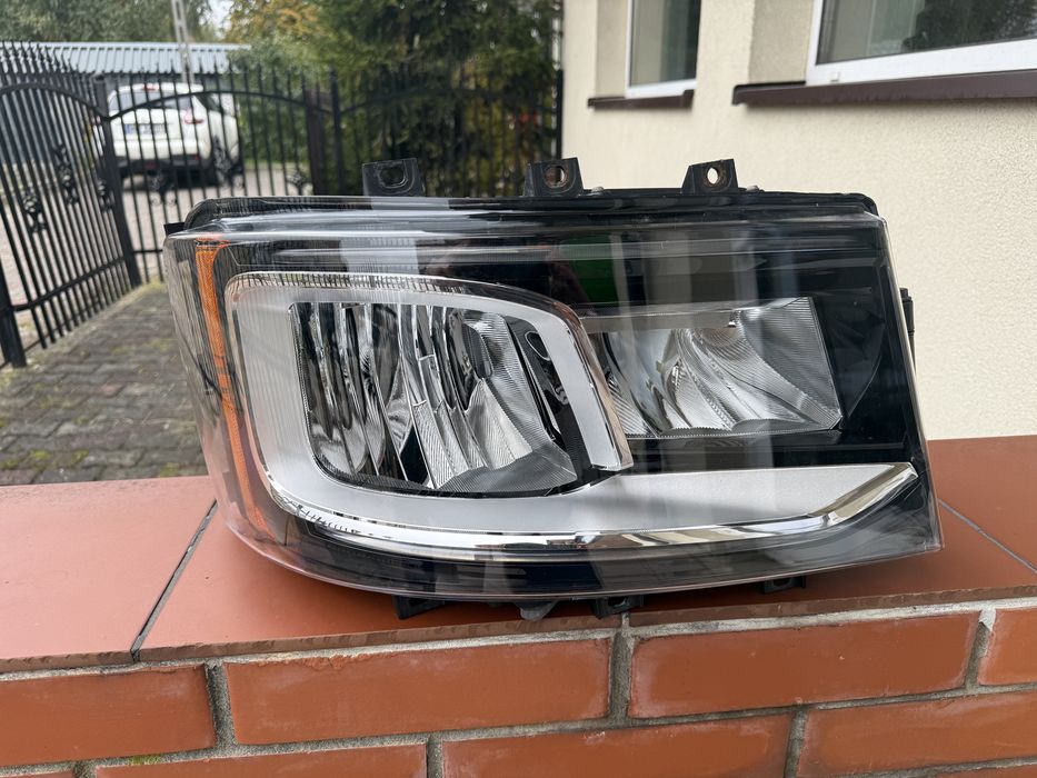 Lampa Scania Led prawy przód