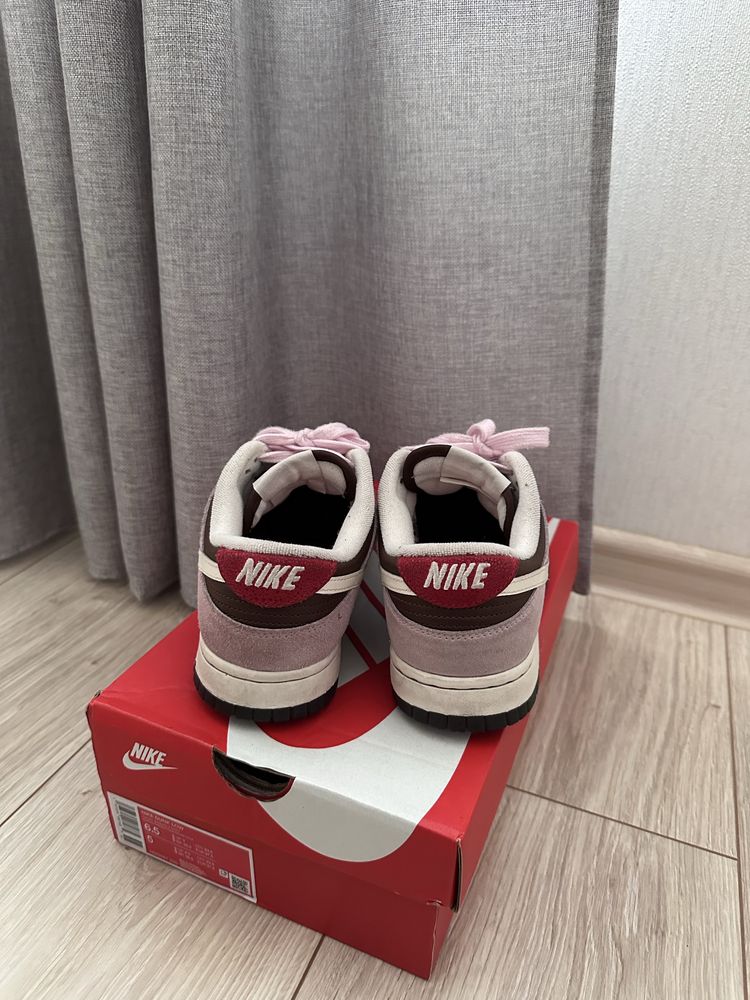 Nike Dunk Low Neapolitan 37.5
