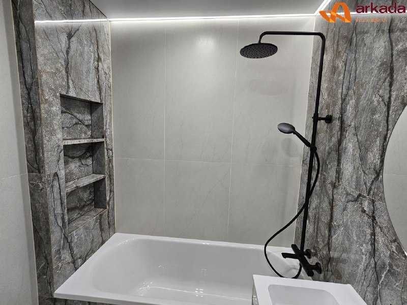 Двокімнатна квартира в новобудові в Центрі, р-н Панорами Плаза.