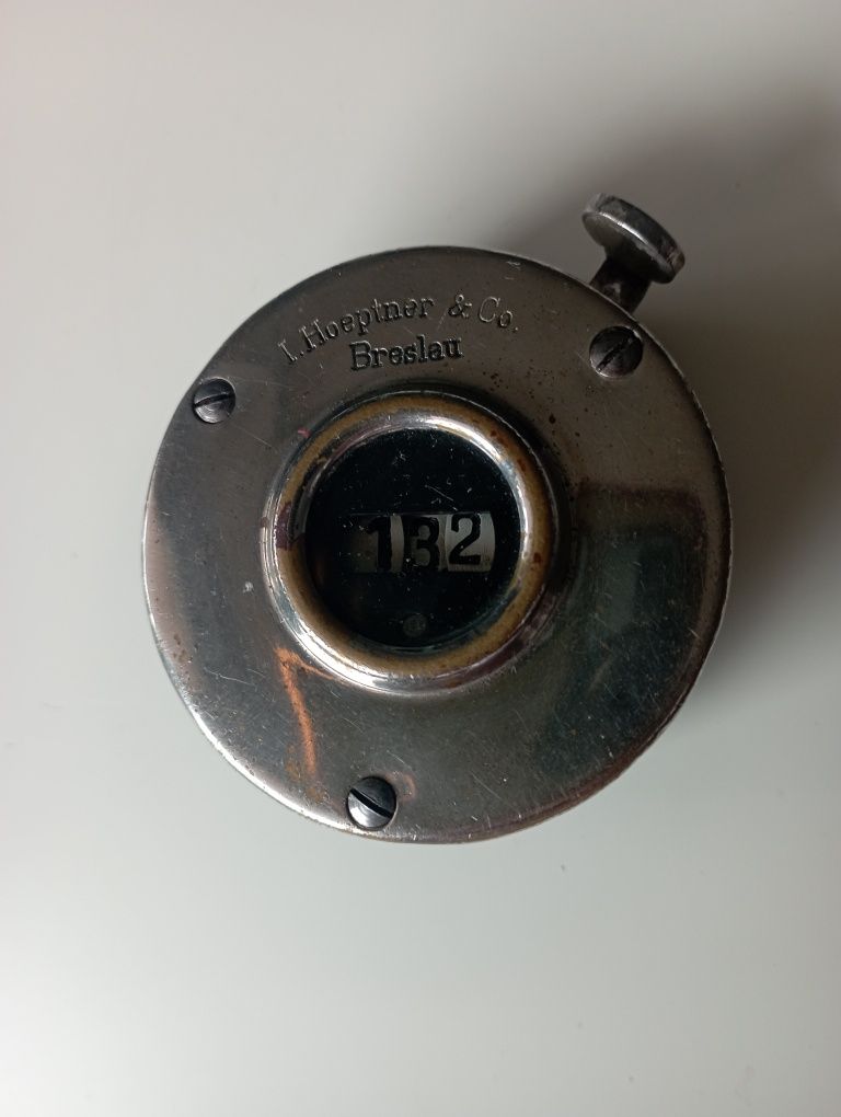 Ręczny licznik mechaniczny