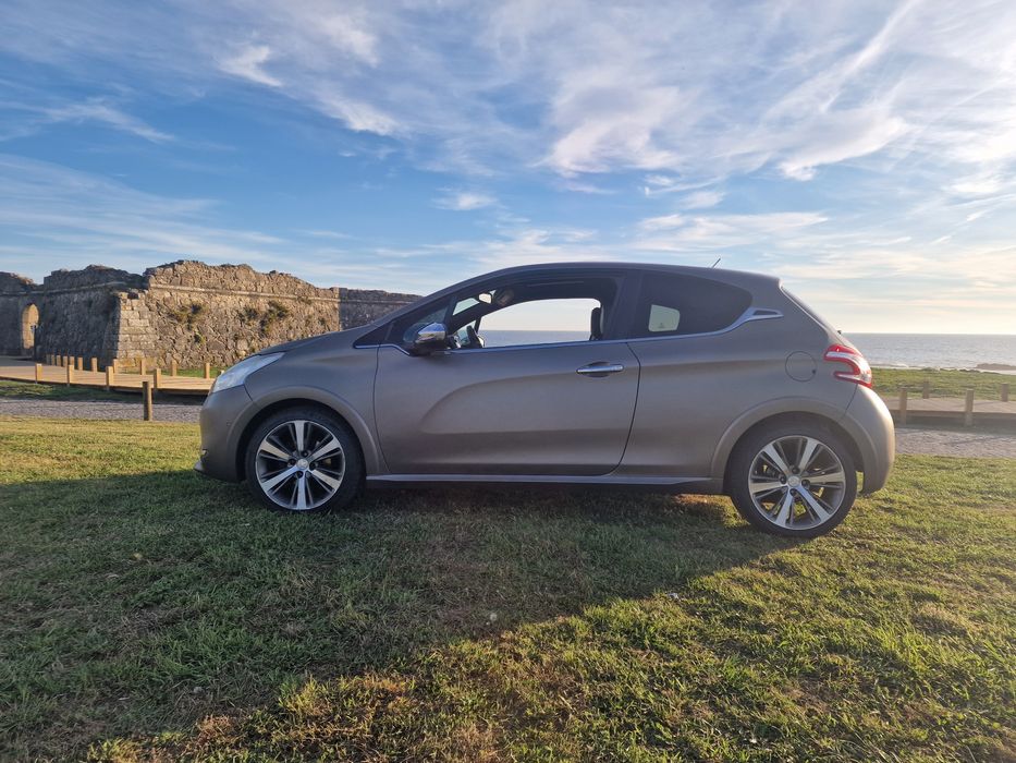 Peugeot 208 1.6 Hdi XY ( kit gti )
