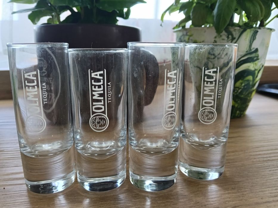 4 kieliszki do Tequila Olmeca