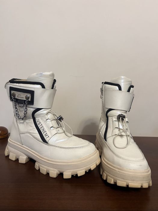 Дитяче зимове взуття 37 розміру