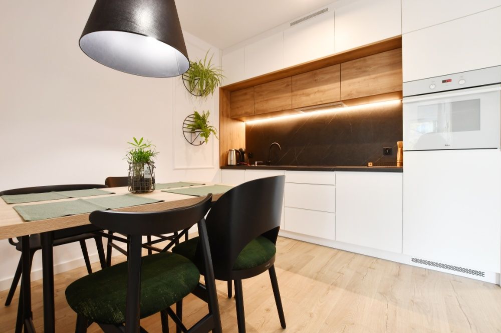 Nadmorskie Tarasy SPA- Apartamenty z basenem-Port Kołobrzeg /JESIEŃ