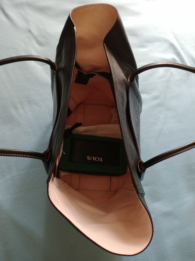 Mala XL e porta moedas TOUS