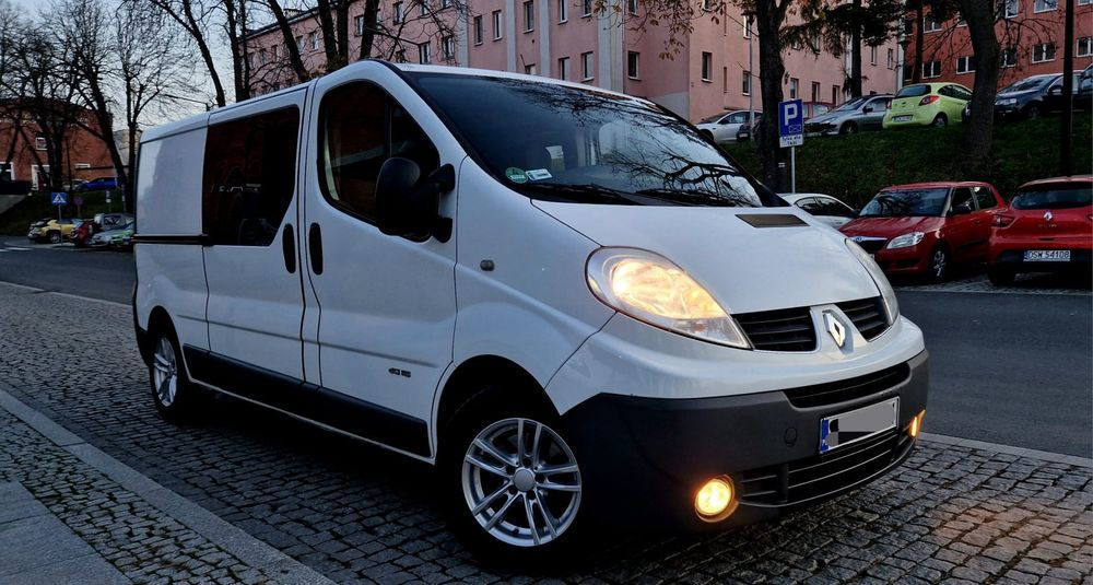 Renault TRAFIC AUTOMAT 2.0Dci 6-cio osobowy MEGA STAN/ZAMIANA