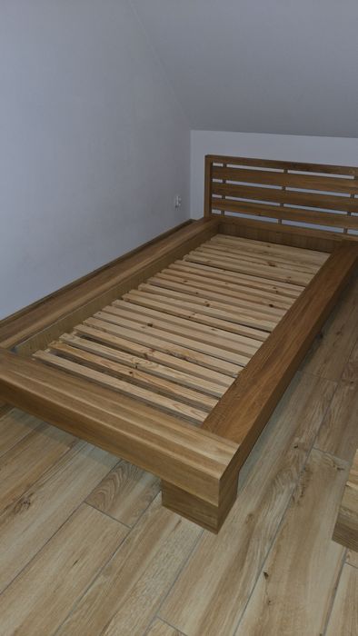 Łóżko bardzo solidne dębowe. 90x200 pod materac