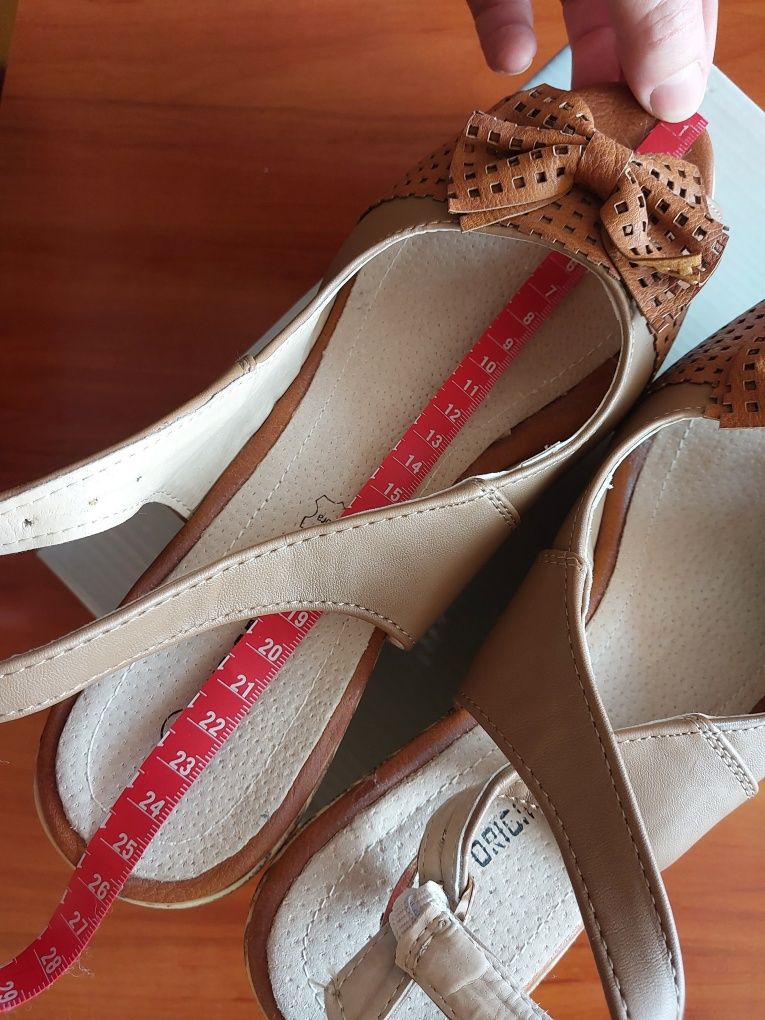 Buty damskie r 40 obuwie b. wygodne okazjonalne HKR Original sandały