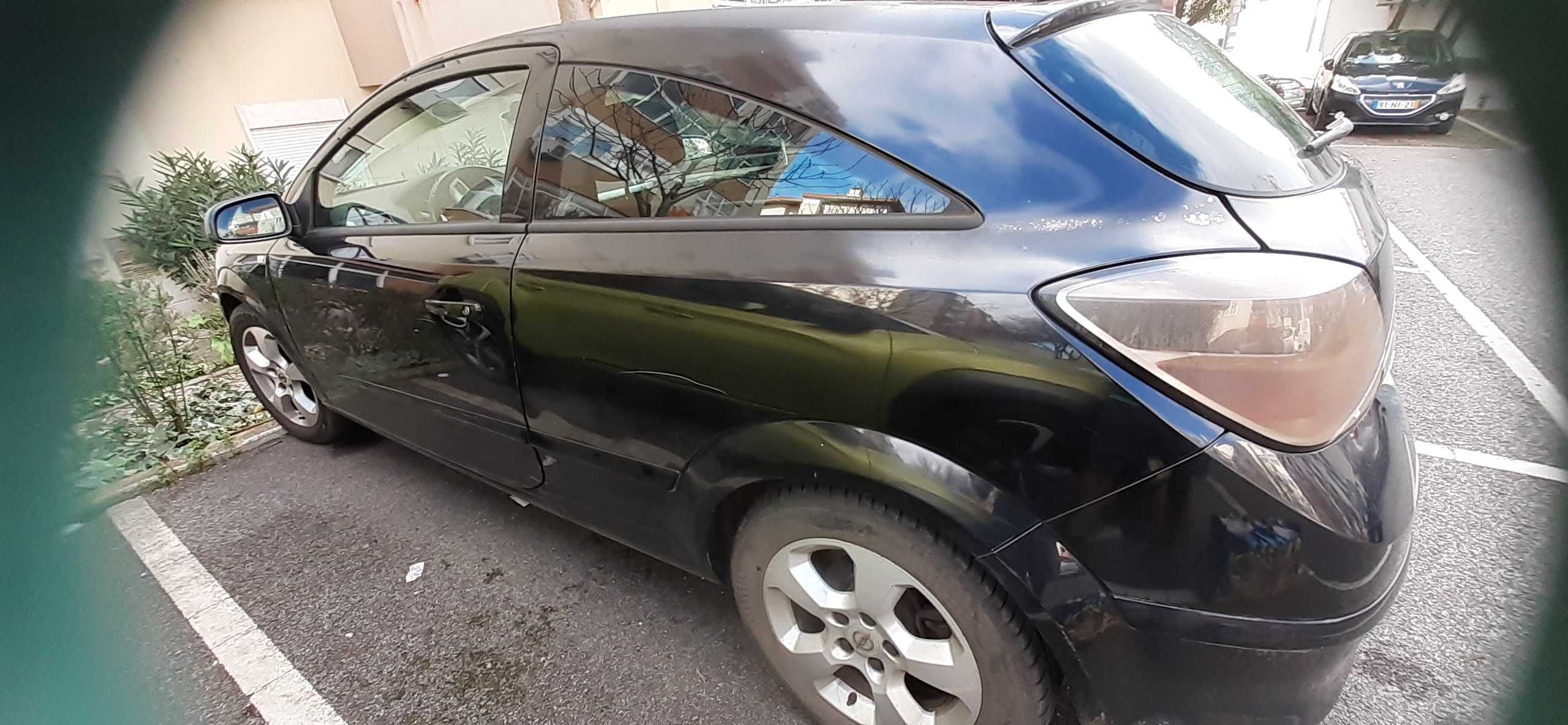 Astra GTC de 2006, operacional