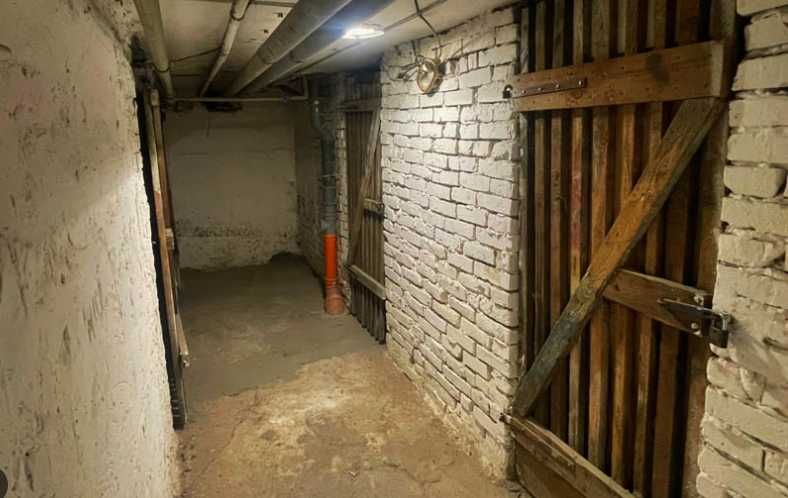 Opróżnianie piwnic / wywóz starych rzeczy – Warszawa i okolice