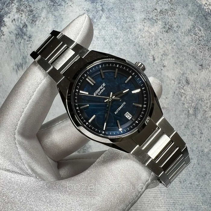 Оригінальний чоловічий годинник Casio EFK-100D-2A
