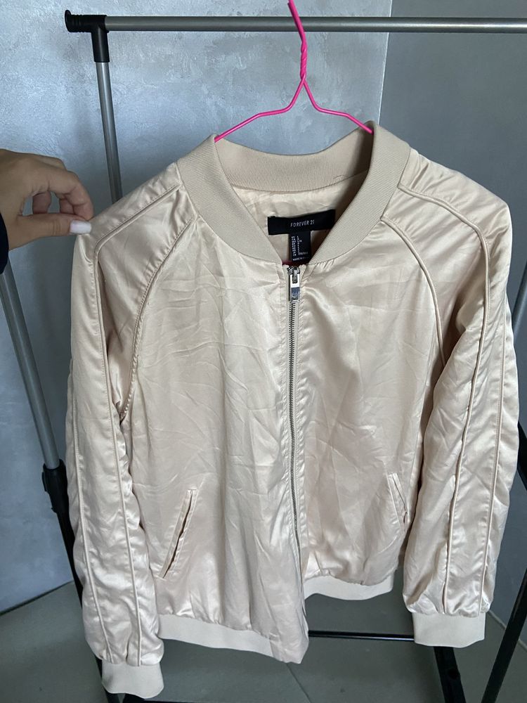 куртка бомбер forever 21