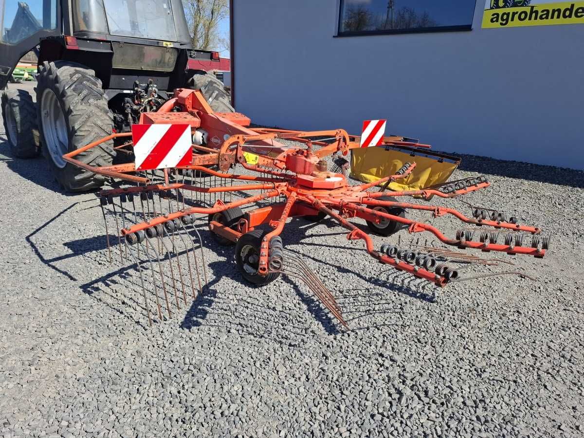 Zgrabiarka CLAAS LINER 390 S, KUHN GA 4321 GM MASTERDRIVE sprawne bdb